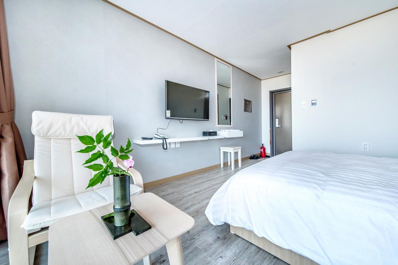 Go To Bed Resort Seogwipo Exterior foto