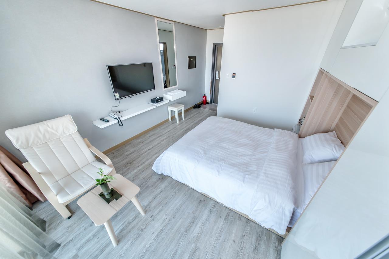 Go To Bed Resort Seogwipo Exterior foto