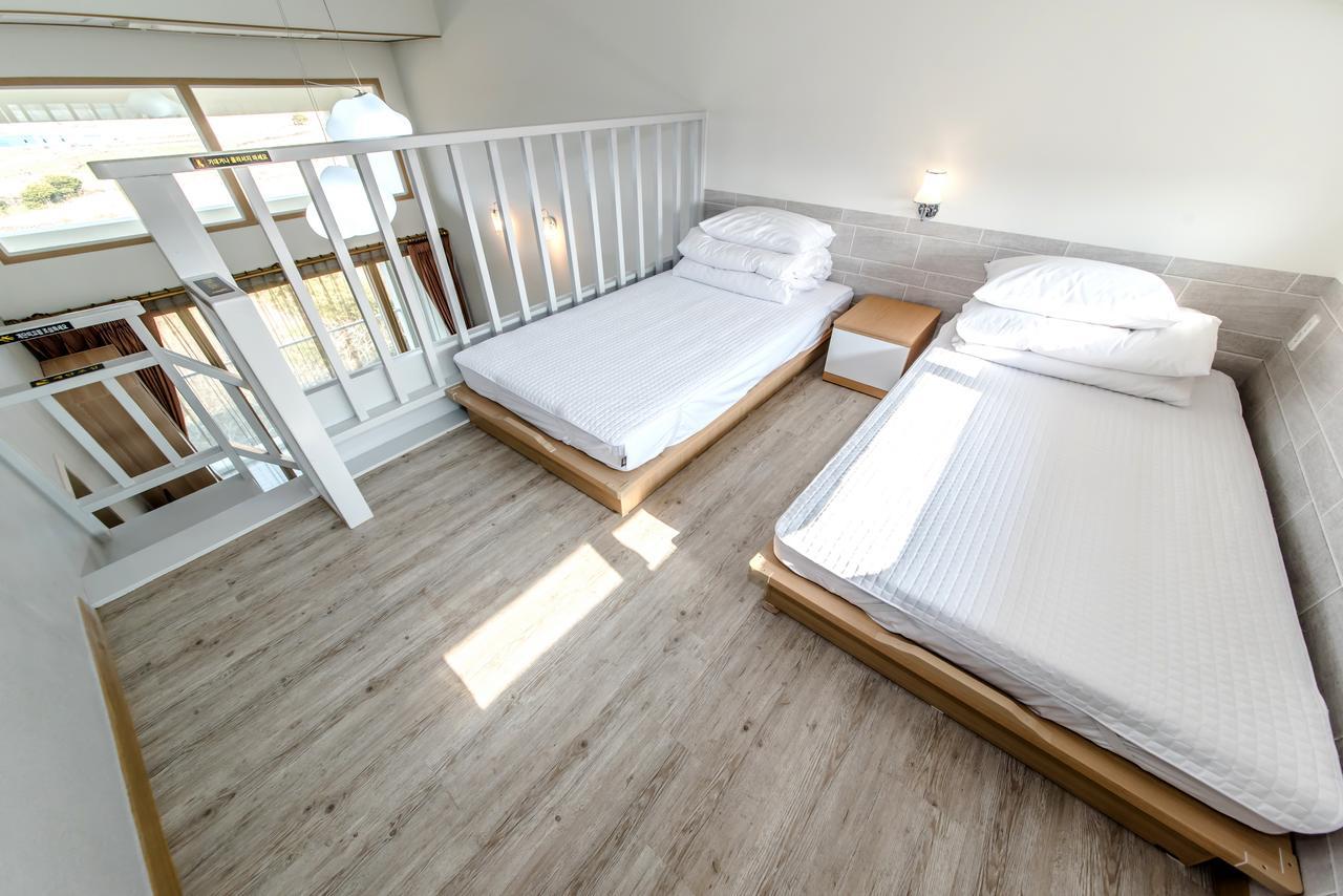 Go To Bed Resort Seogwipo Exterior foto