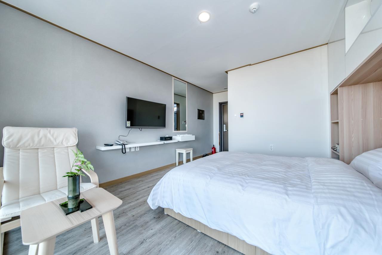 Go To Bed Resort Seogwipo Exterior foto